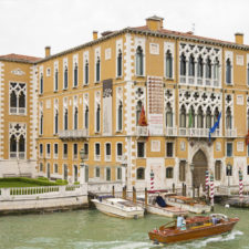 Palazzo_Cavalli_Franchetti_(Venice)